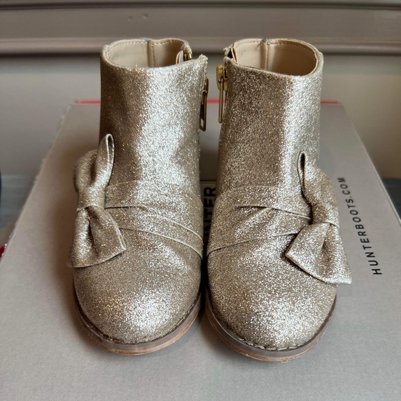 JANIE and JACK - Girls Gold Glitter Booties - NWT - Picture 3 of 4
